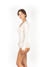 Load image into Gallery viewer, EGi Luxury Merino Wool Silk Women&#39;s Long Sleeve T-Shirt. Proudly Made in Italy (143)
