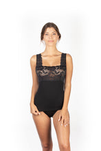 Load image into Gallery viewer, Mare Luxury Merino Wool Blend Women&#39;s Lace -Trimmed Tank Top (S - XXL). Proudly Made in Italy.