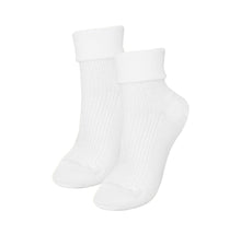 Load image into Gallery viewer, white organic cotton socks for women