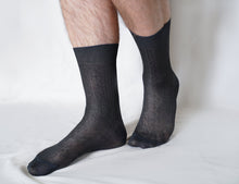 Load image into Gallery viewer, tittimitti® 100% Mercerized &quot;Filo di Scozia&quot; Cotton Men&#39;s Dress &amp; Trouser Socks. Made in Italy