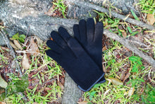 Load image into Gallery viewer, tittimitti® 100% Virgin Wool Unisex Gloves with Genuine Leather Trim. OEKO-TEX Standard 100